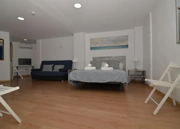 Boutique Nomadas מלון מאלגה